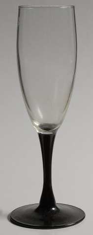 Domino Signature Black Fluted Champagne