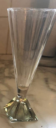 Pyramid Fluted Champagne