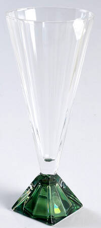 Pyramid Fluted Champagne