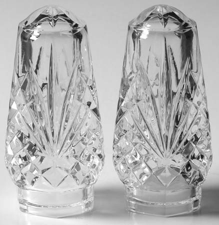 Villemont Stoppered Shaker Set