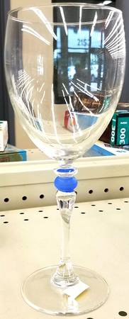 Cortina Blue Wine Glass