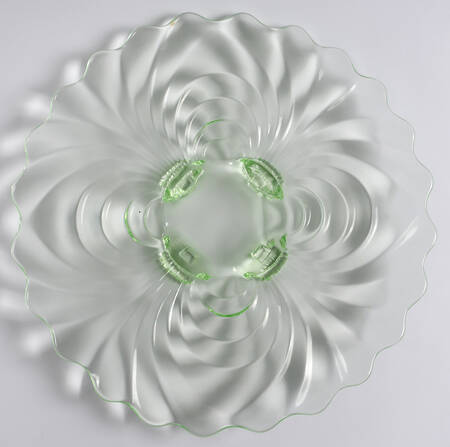 Caprice Pistachio 11" 4-Toed Torte Plate