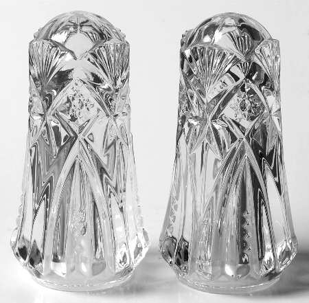 Vincennes Stoppered Shaker Set