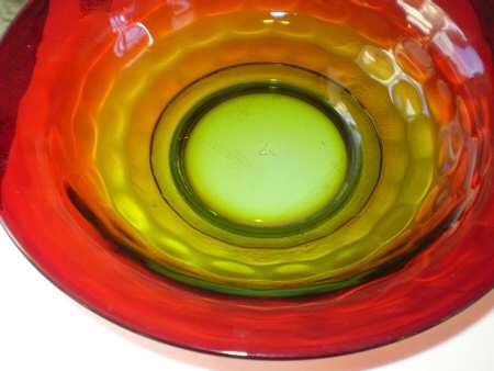Honeycomb-Rubina Flared Bowl