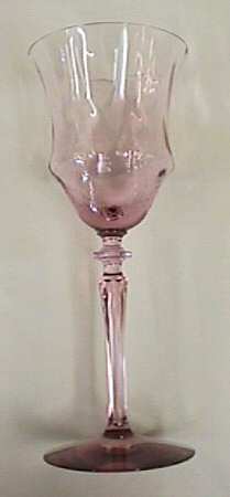 1440 Lavender (Diamond Optic) Wine Glass