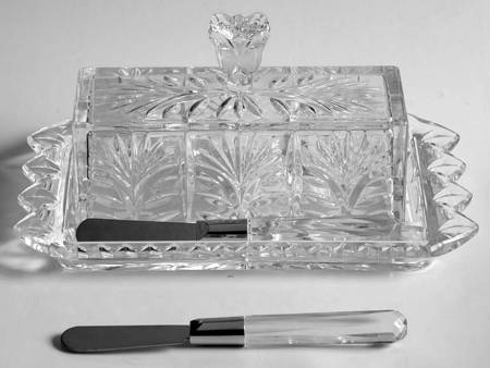 Portico 1/4 lb Butter Dish & 2 Spreaders
