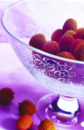 Taffetas 11" Footed Bowl