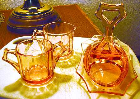 CAM7 Creamer, Sugar and Tray Set
