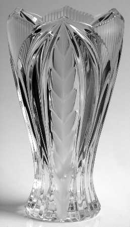 Novellette II 7" Flower Vase