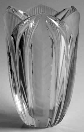 Novellette II 8" Flower Vase