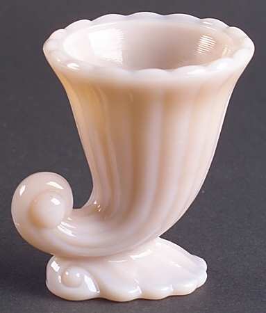 Animals & Figurines 3" Crown Tuscan Cornucopia Vase