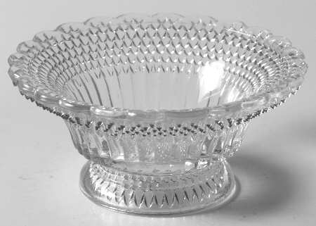 Dewdrop with Star Footed Sauce Dish