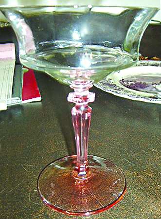 1440 Pink (Pink Stem, Clear Bowl) Champagne/Tall Sherbet