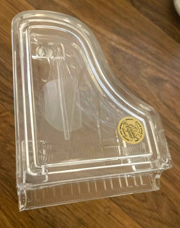 Animals & Figurines Piano - Boxed