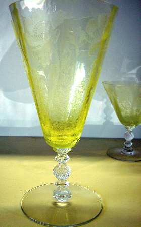 Gloria Yellow (Stem 3122) Iced Tea