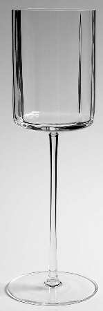 Faceted White Wine