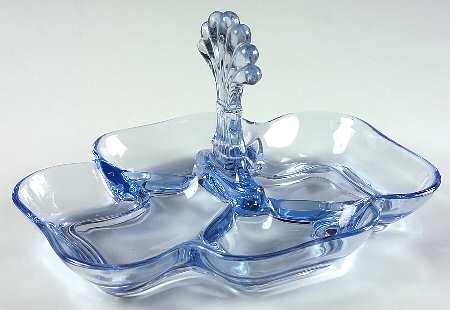 3400 Blue 3400 Four Part Relish with Center Handle
