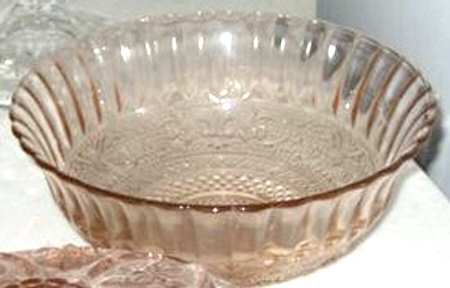 Trellis Pink 7" Round Bowl