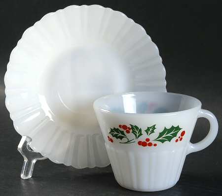 CQ2 Cup & Saucer Set