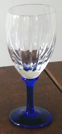 Ouro Wine Glass