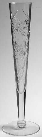 Cut 1064 10" Footed Bud Vase