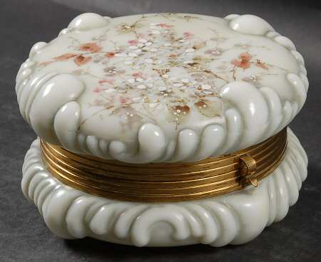 Wave Crest Round Jewelry Box