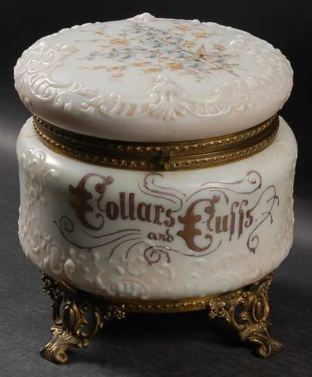 Wave Crest Collars & Cuffs Box with Hinged Lid