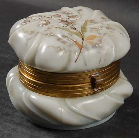 Wave Crest Round Box with Hinged Lid