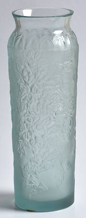 Bougainviller 7" Flower Vase