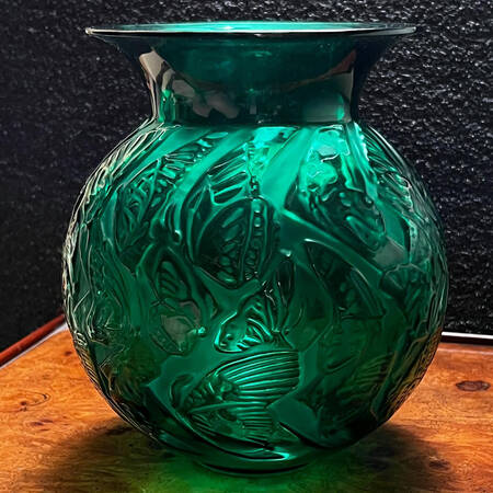 Nymphale 8" Flower Vase