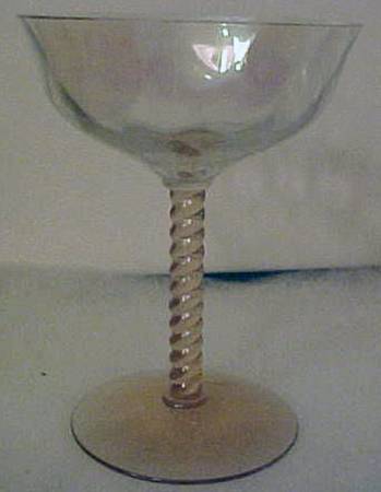 1426 Iridescent Pink Champagne/Tall Sherbet