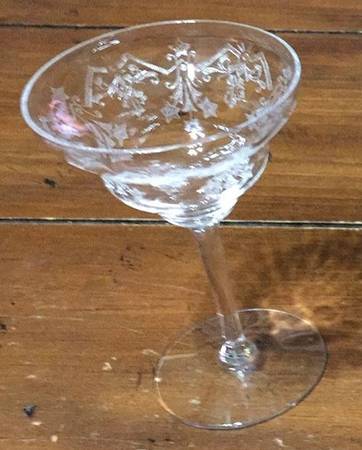 Greek (Rippled Bowl Shape) Liquor Cocktail