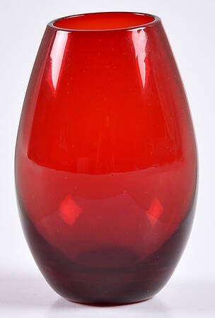 Red Jewel votives 3" Bud Vase
