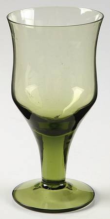 Avanti Green Wine Glass