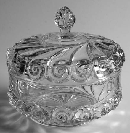 Snail Clear 7" Round Bowl & Lid