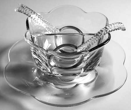 Canterbury (Heavy Pressed) (4 Piece) Twin Salad Dressing Set