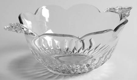 Diamond (Stem 5375, Blown) 7" Handled Bowl
