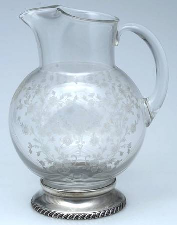 First Love 80 Oz Ice Lip Jug with Sterling Base