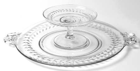 Laurel Wreath Cheese & Cracker Set