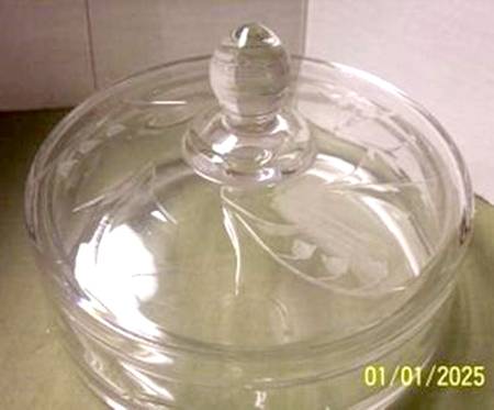 Lily of The Valley (Cut) Candy Box & Lid