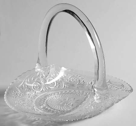 Sandwich Clear (Stem 41) Small Basket