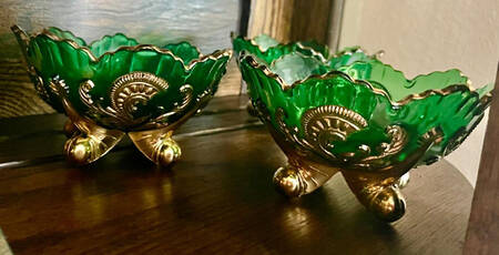 Inverted Fan and Feather Green Small Fruit Dessert Bowl