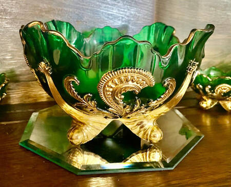 Inverted Fan and Feather Green Large Fruit Bowl