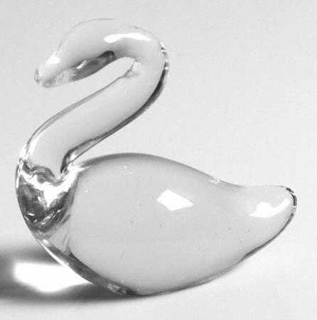 Pall Mall Clear 2" Solid Swan