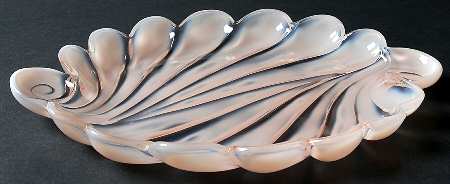 Sanibel Pink (Opalescent) 13" Sandwich Plate