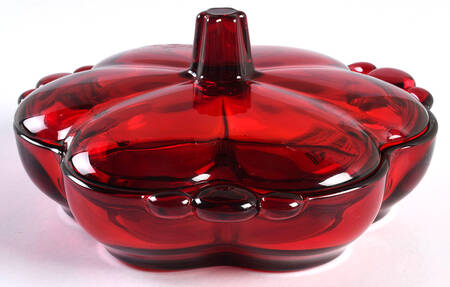Canterbury Ruby 3-Part Candy Box with Lid