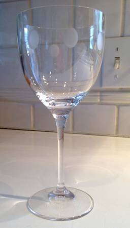 Apuania Wine Glass