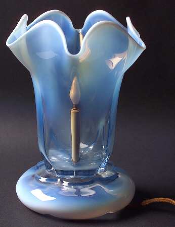 Canterbury Blue (Opalescent) 1 Piece Electric Hurricane Lamp