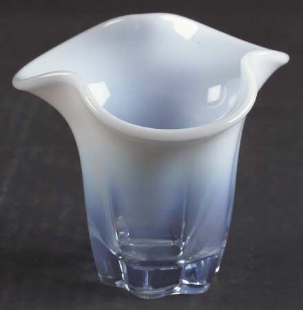 Canterbury Blue (Opalescent) 3" Cloveleaf Vase