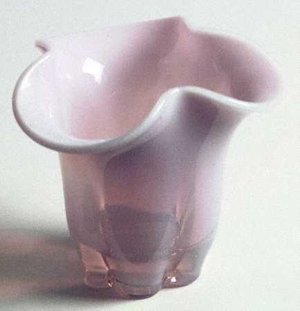 Canterbury Pink (Opalescent) 4" Crimped Vase